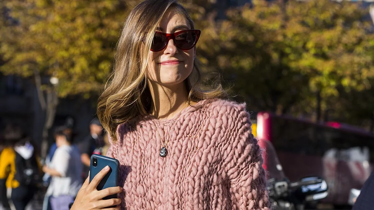 Comment s'habiller en 2024 : c'est la couleur qui sera tendance