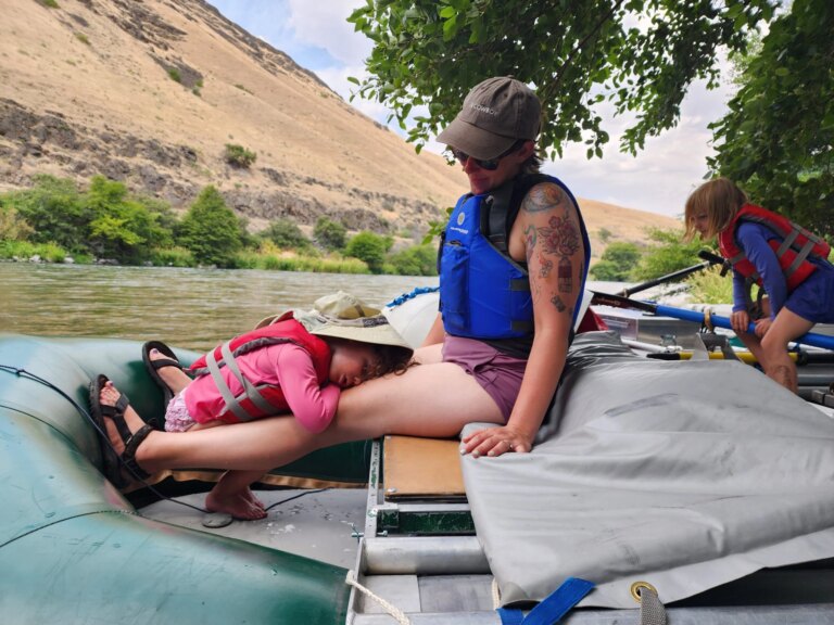 Où votre bébé s’est-il endormi ? Huit lecteurs répondent…