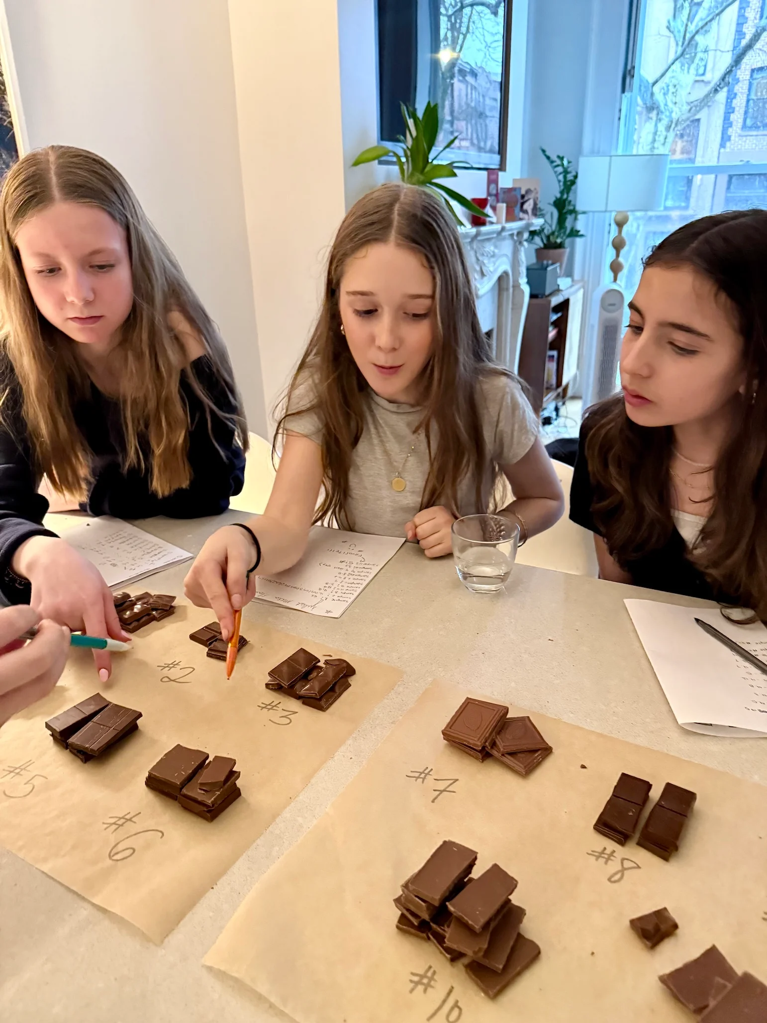 Un test de goût de chocolat au lait