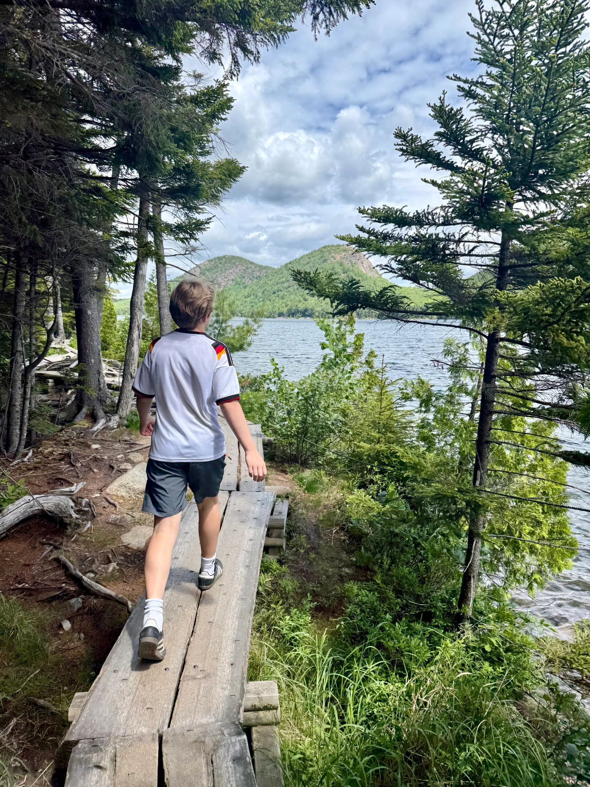 Randonnée dans un étang en Jordanie Parc national Acadia