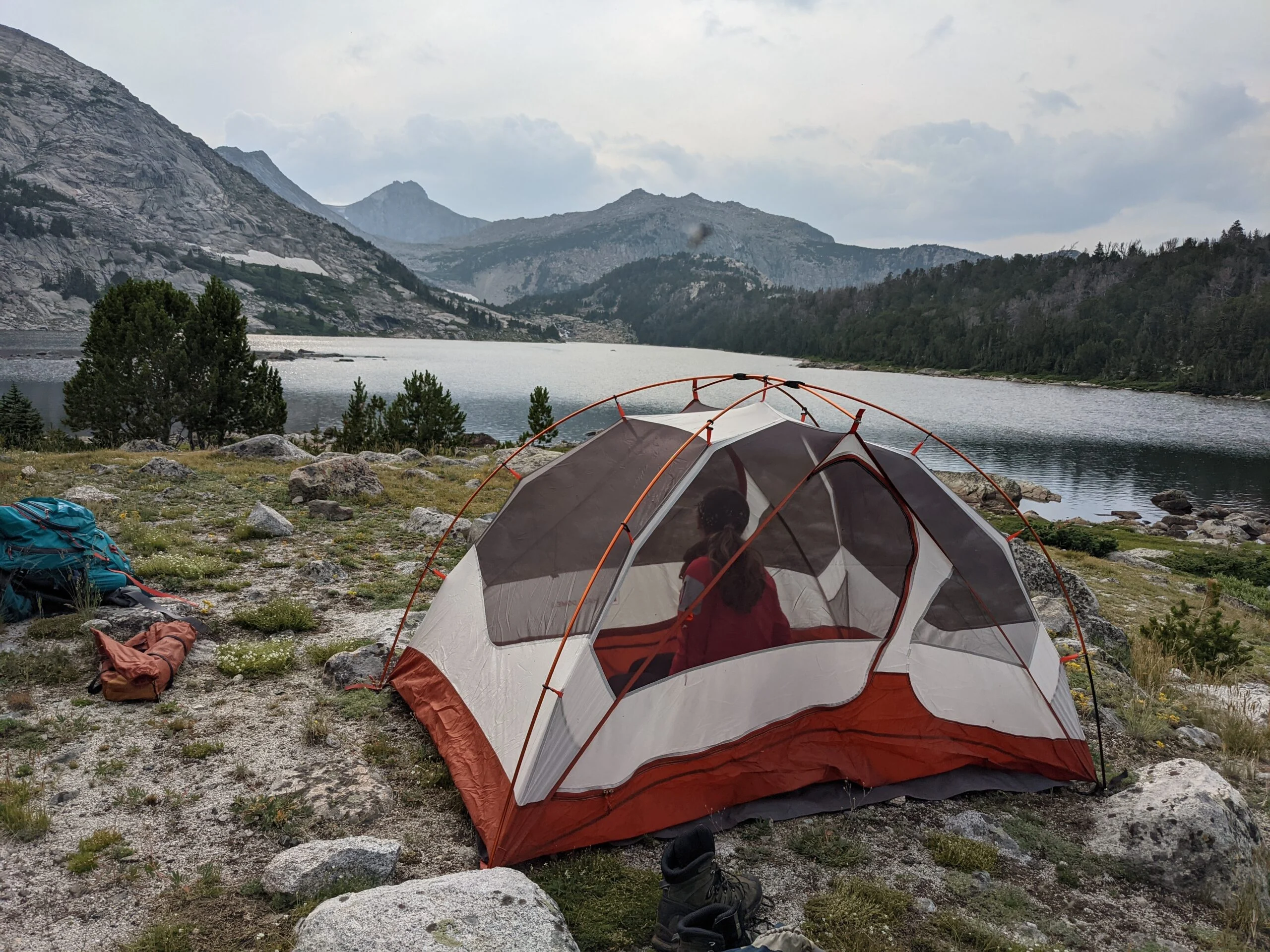 10 façons de voyager avec un budget limité