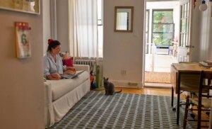 L'appartement de Natasha Pickowicz vous donnera envie de cultiver un jardin chaotique
