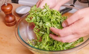 Retour aux sources : comment faire une vinaigrette sans recette
